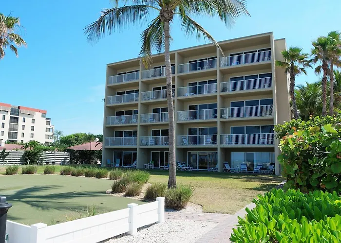 Gulf And Beach View Apartment 403